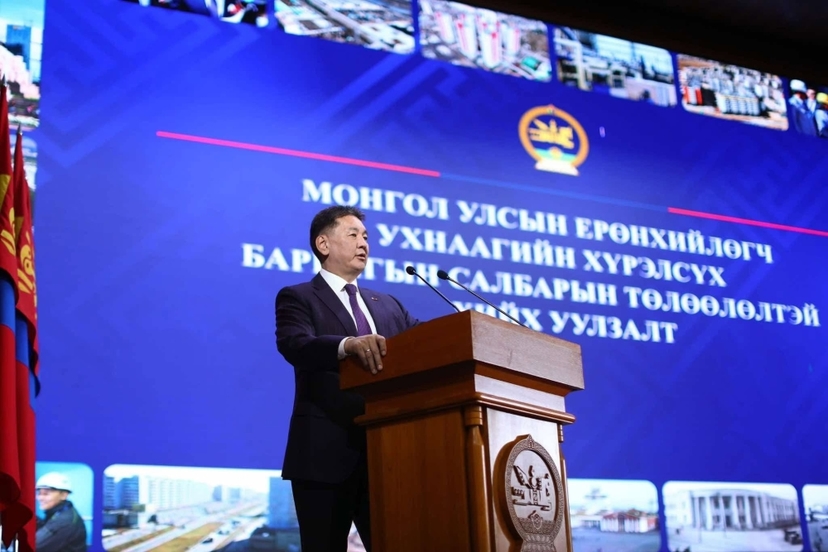 МУ-ын ерөнхийлөгч У.ХҮРЭЛСҮХ хот байгуулалт, барилга, орон сууц, нийтийн аж ахуйн салбарын төлөөлөлтэй уулзлаа
